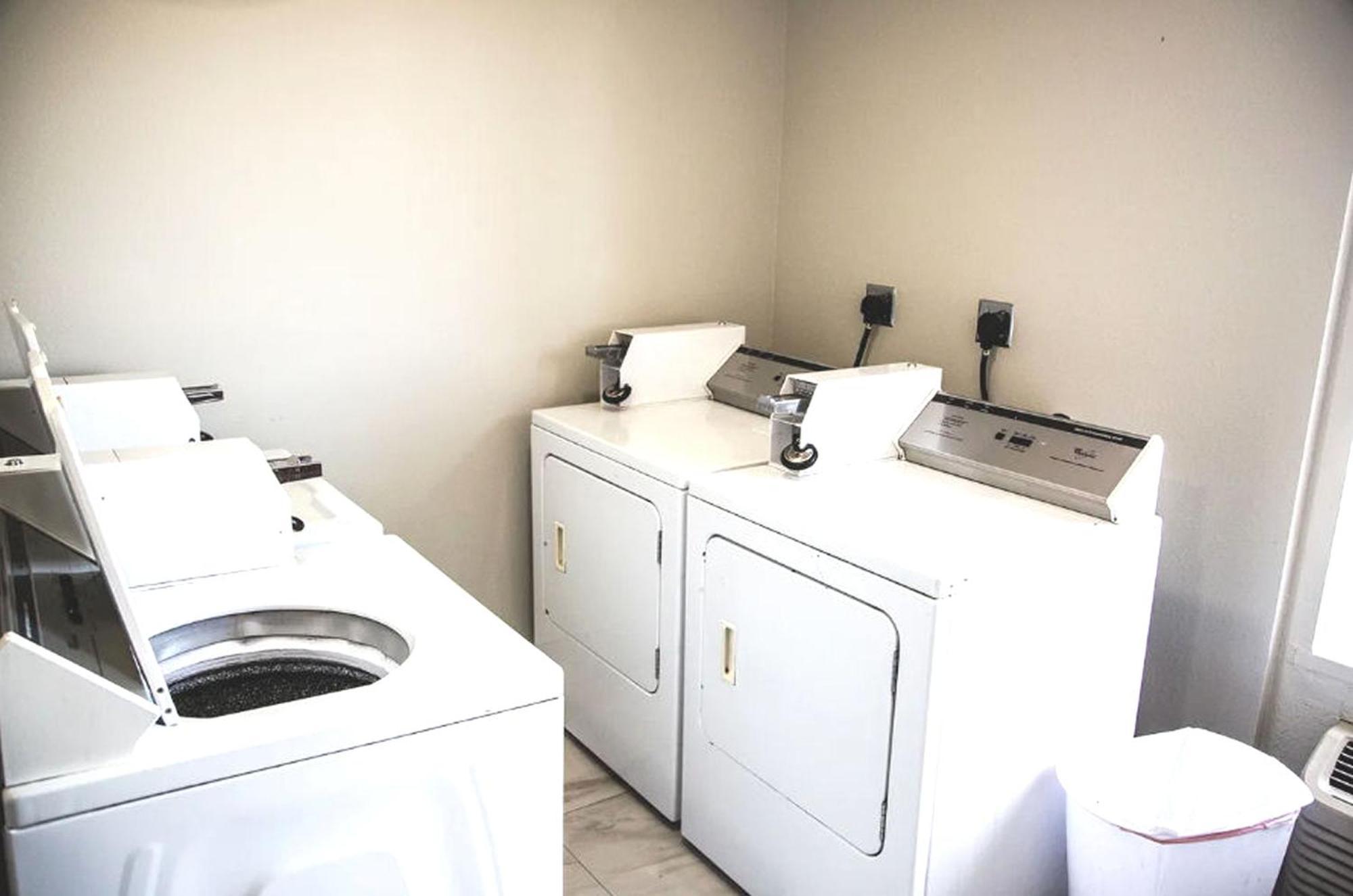 לינקולן Townhouse Extended Stay Hotel Downtown מראה חיצוני תמונה