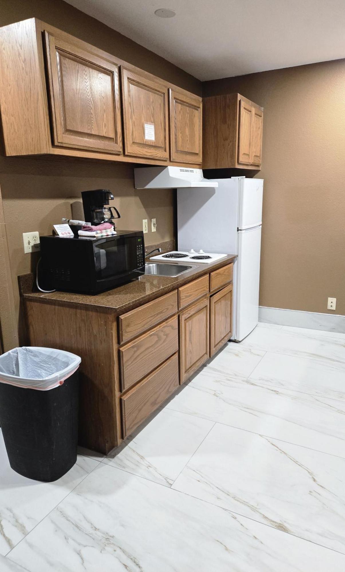 לינקולן Townhouse Extended Stay Hotel Downtown מראה חיצוני תמונה