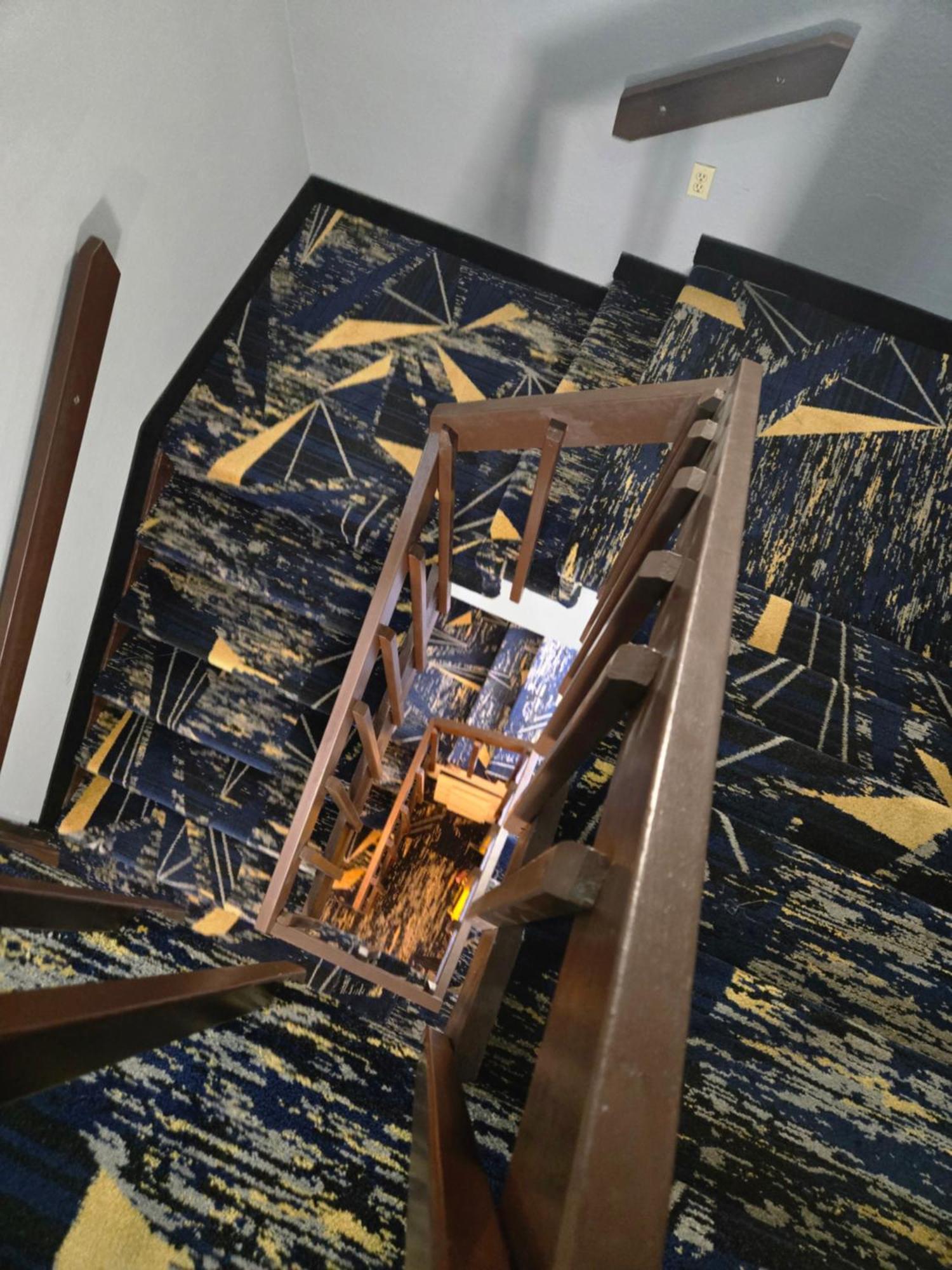 לינקולן Townhouse Extended Stay Hotel Downtown מראה חיצוני תמונה